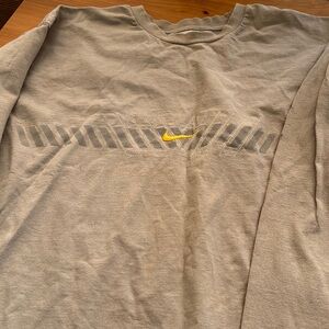 Nike long sleeve running shirt T grey mens M